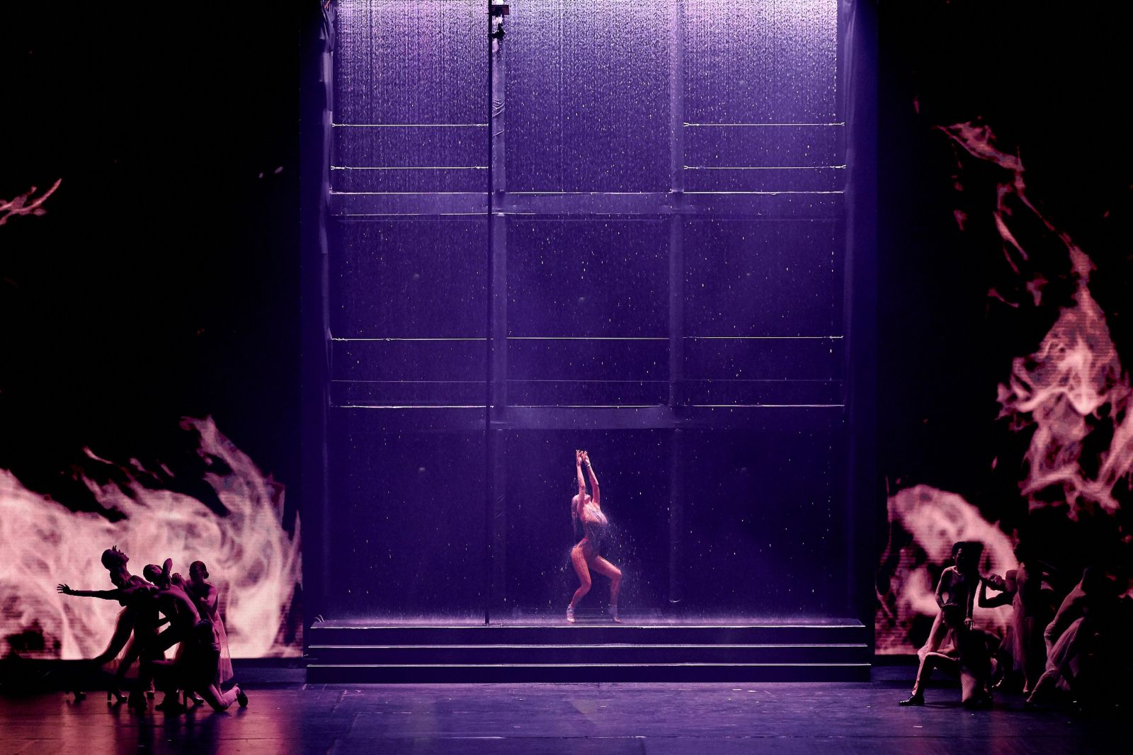 Ани Лорак, Ирина Билык, Лайма Вайкуле: звезды поздравили легендарный Freedom Ballet c 15-летием